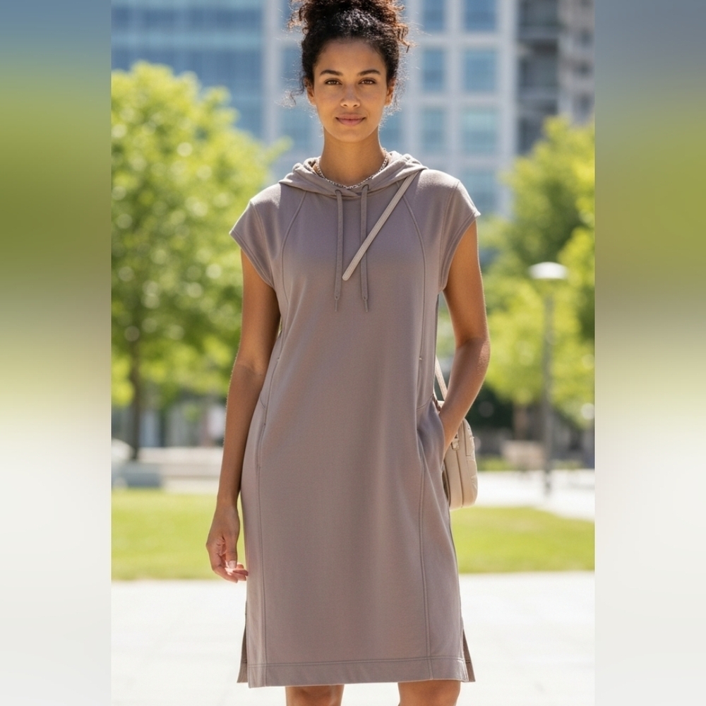Athleta Women’s Hooded Cabana Tunic Pullover Large Sweater Dress Coverup Tan